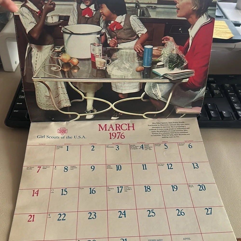 Vintage 1976 Girl Scout Calendar